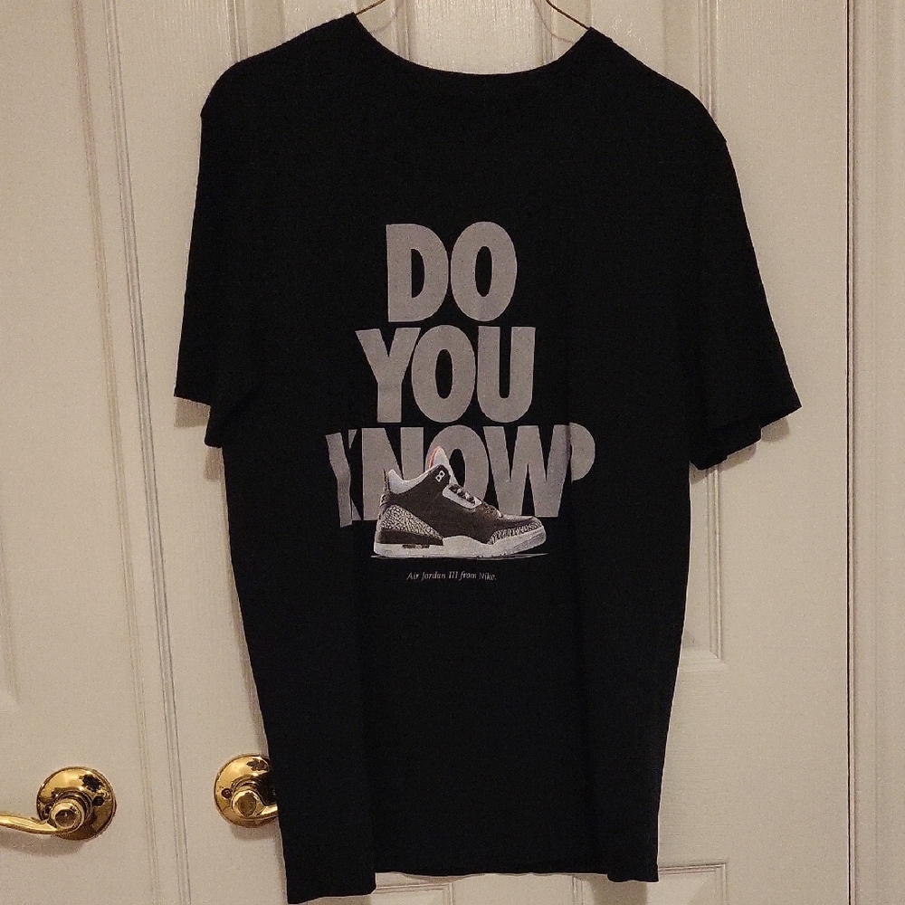 JORDAN/NIKE Black Graphic T-Shirt with Sneaker Design